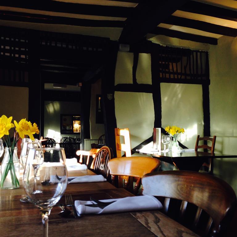 The Swan Inn Hilborough Exterior photo