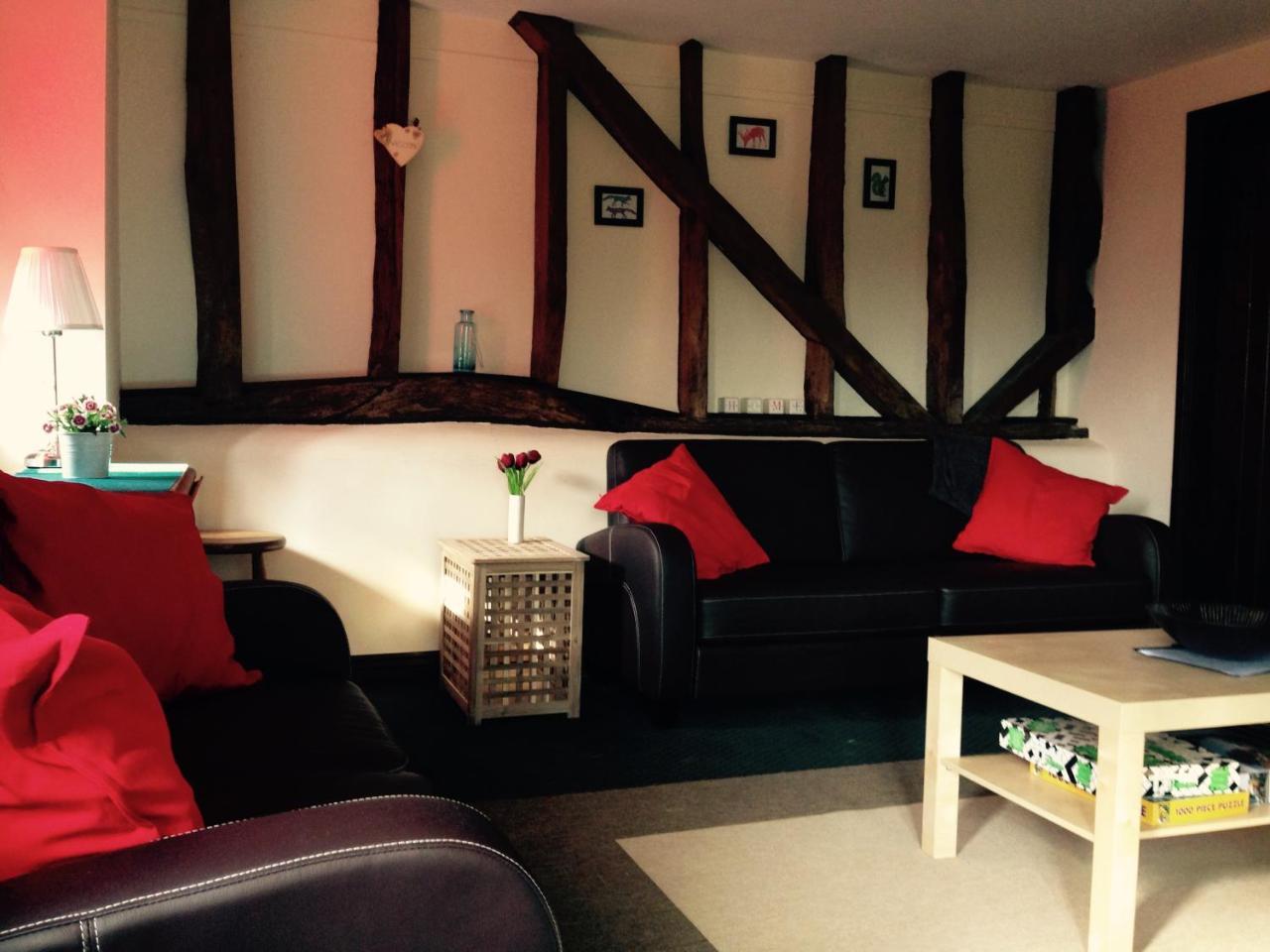 The Swan Inn Hilborough Exterior photo